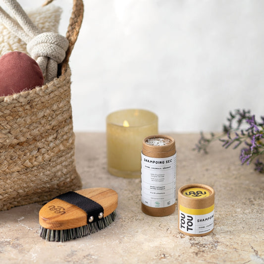 Shampoing sec naturel – Poudre nettoyante & apaisante
