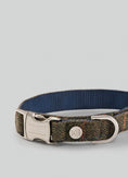 Charger l'image dans la visionneuse de la galerie, Collier en tweed à carreaux vert H&H x Hackett

